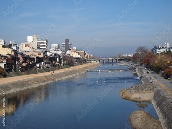 Fototapeta 京都　四条大橋から見た鴨川