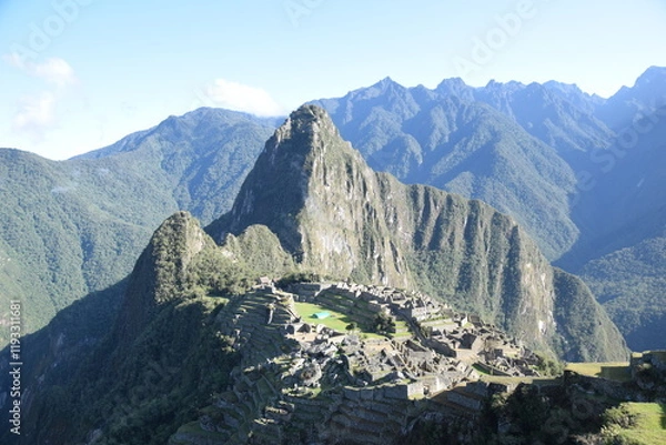 Obraz Trekking in Peru: the classic view of Machu Picchu