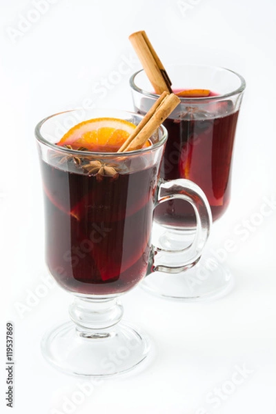 Fototapeta Christmas mulled wine isolated on white background

