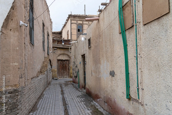 Fototapeta Empty streets and sidewalks of Basrah, Iraq