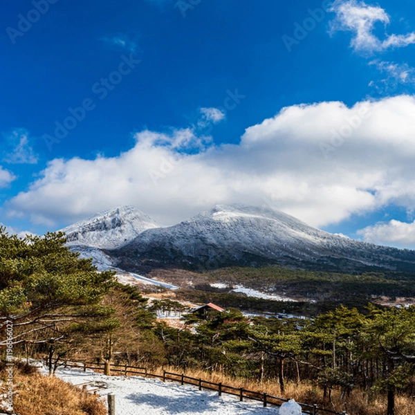 Fototapeta 雪の霧島ジオパーク_二湖パノラマ展望台