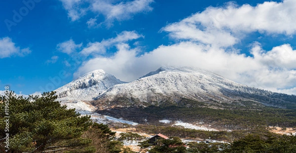 Fototapeta 雪の霧島ジオパーク_二湖パノラマ展望台