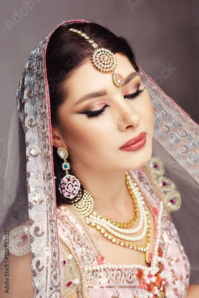 Fototapeta Woman Veil Jewelry Indian Dress