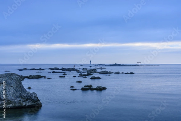 Obraz 名島の鳥居　裕次郎灯台　森戸海岸