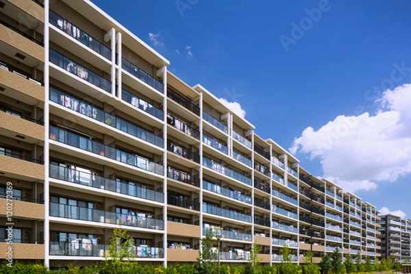 Fototapeta 住宅街の大型マンション