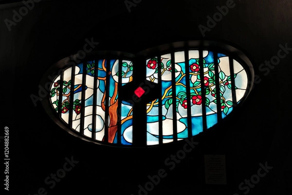 Obraz 長崎にある和洋が融合した教会の椿のステンドグラス