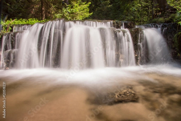 Fototapeta Waterfall on a Derr Brook in Roztocze - focused - long exposure