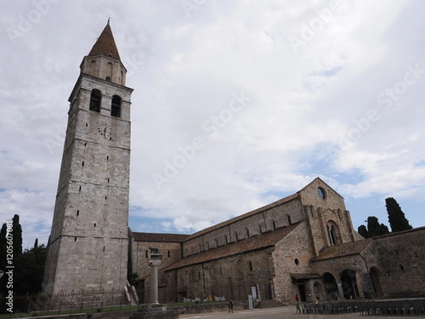 Obraz イタリア　アクイレイア　世界遺産　総大司教座聖堂のバシリカ