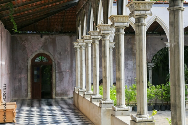 Obraz wall ,pole and eaves stucco architecture