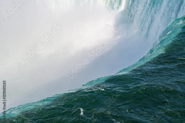 Obraz over the falls
