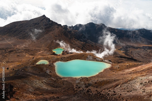 Obraz Turquoise Emeral Lakes as seen on Tongariro Crossing with emerging steam and mountain backdrop (North Island, New Zealand)