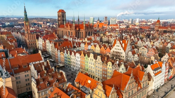 Obraz aerial view of gdansk historical center on a sunny day in winter