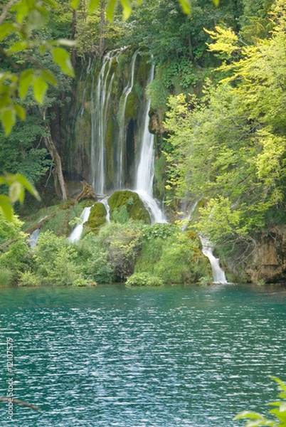 Obraz WATERFALL IN PLITVICE