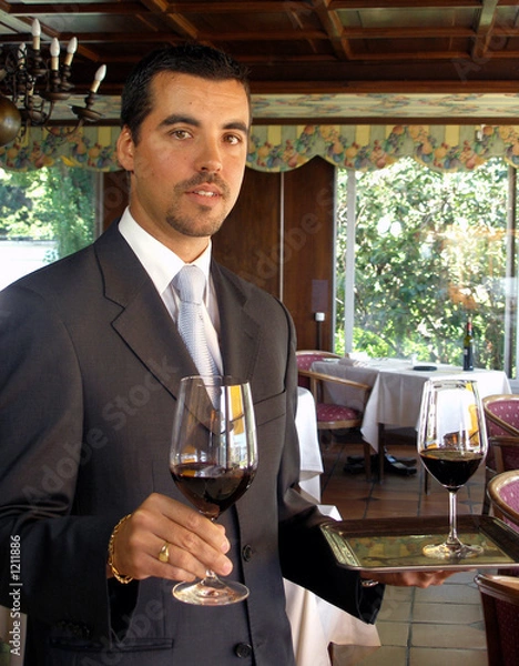 Obraz butler is serving wine