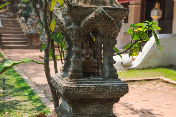 Obraz Buddha statue in Wat Pha Lat