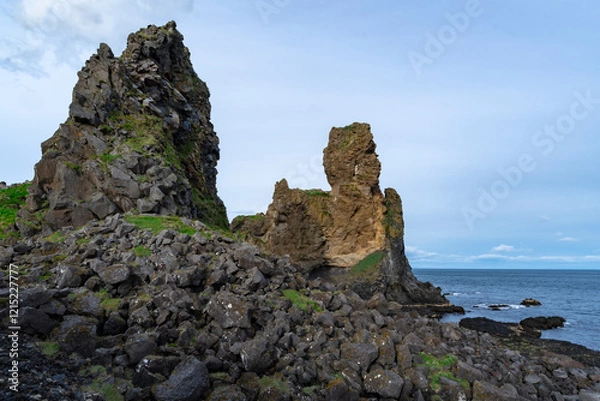 Obraz Rock towers at Londrangar, Snæfellsnes Peninsula