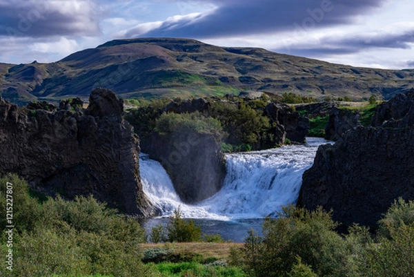 Obraz Hjalparfoss Waterfall, Hjálparvegur