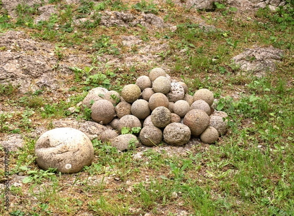 Obraz  Bullets for ancient catapult, stone balls 