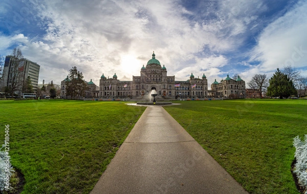 Fototapeta Legislative Assembly Building in Victoria, BC Under a Dramatic Sky