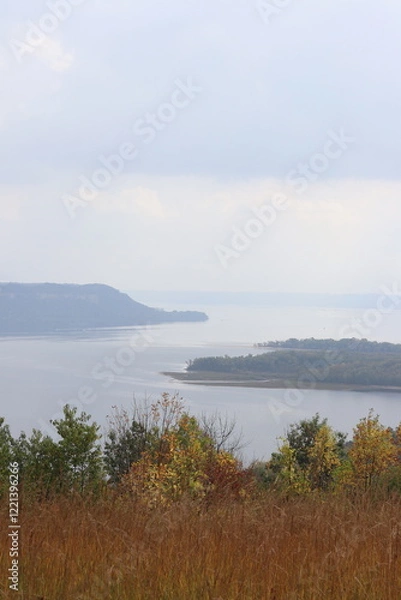 Fototapeta View overlooking the foggy coastline of Lake Superior in Duluth, Minnesota	