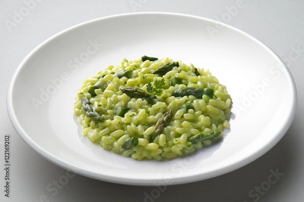 Obraz Danie risotto ze szparagami