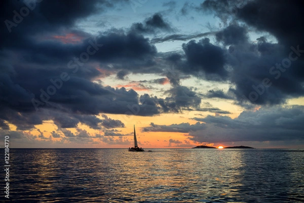 Fototapeta Sunset Sail