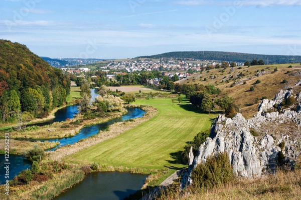 Fototapeta Panoramic view of Herbrechtingen and the river Brenz from the hillside.