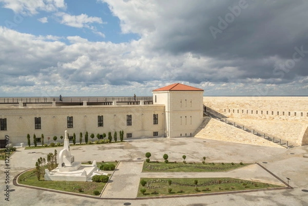 Fototapeta The ancient Konstantinovsky fort in Sevastopol