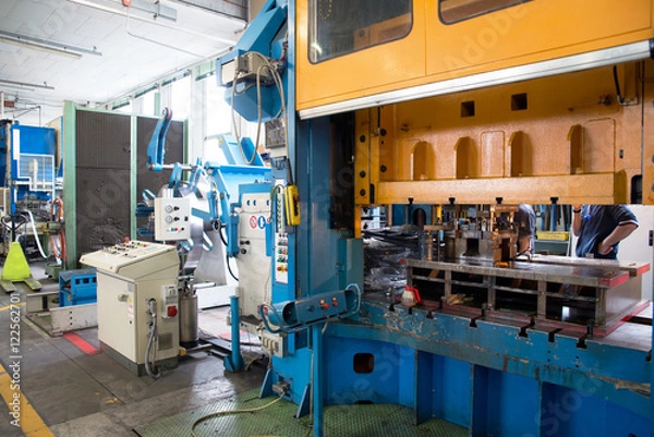 Fototapeta Workshop - Metal forming press