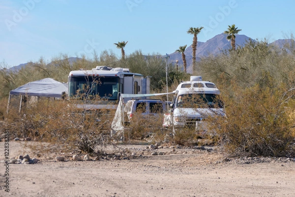 Obraz Stealth camping in the desert
