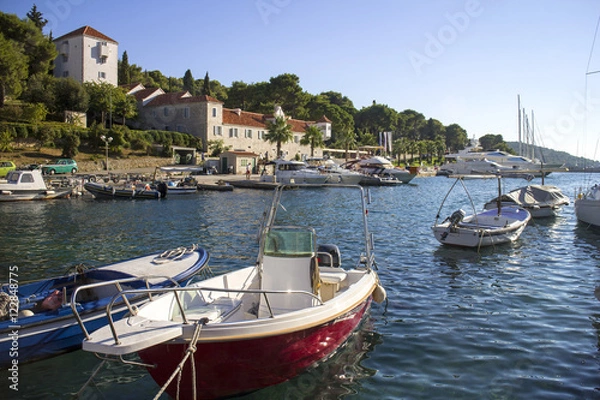 Obraz Summer afternoon in settlement Maslinica on Solta island in Croatia
