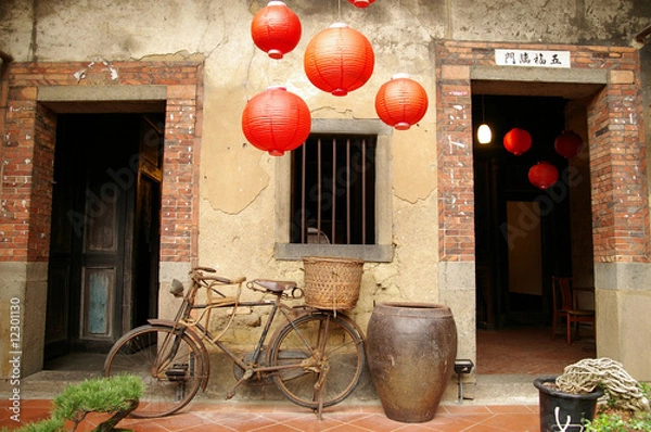 Fototapeta ancient courtyard of the countryside