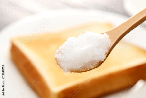 Fototapeta トーストとココナッツオイル