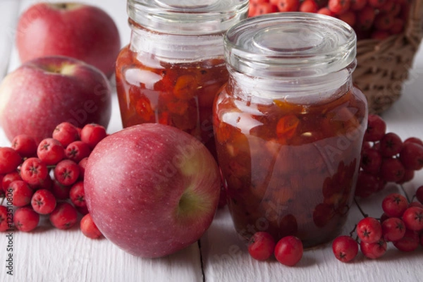 Fototapeta Jam of rowan  and apples
