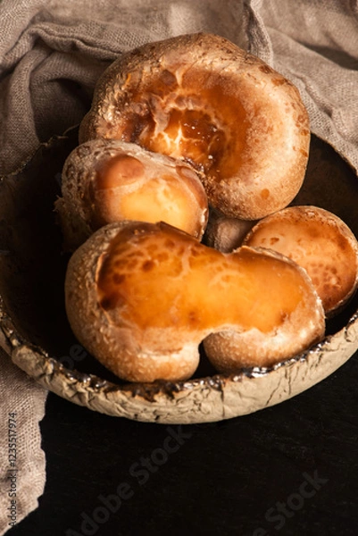 Obraz Cooking imgredients. Shiitake mushrooms on plate