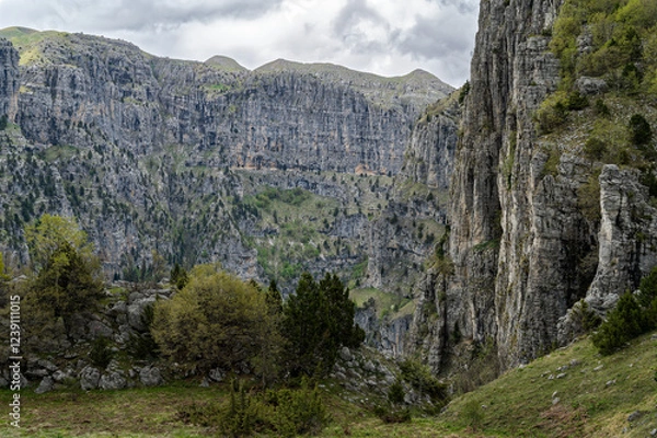 Obraz View of the Megas Lakkos Gorge in Zagori, Epirus, Greece