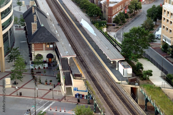 Fototapeta podmiejski dworzec kolejowy