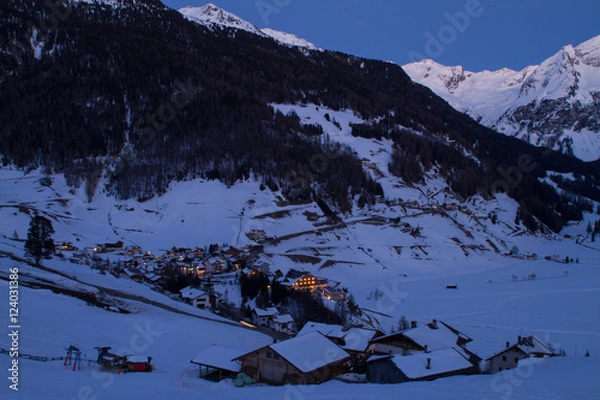 Obraz Winter Evening In Riva di Tures