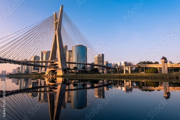 Obraz Most Octavio Frias de Oliveira w Sao Paulo to punkt orientacyjny miasta