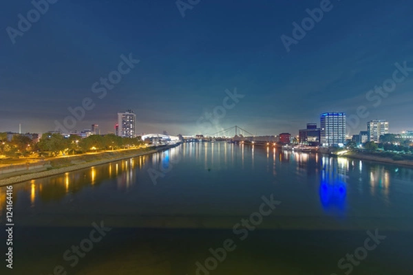 Fototapeta Cityscape of Mannheim and Ludwigshafen in Germany.