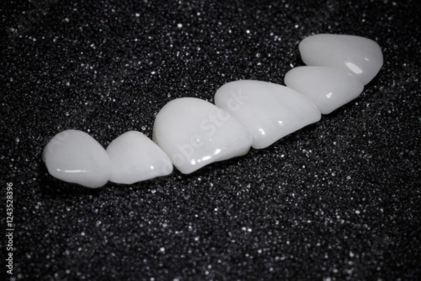 Obraz dental prosthesis veneers implant