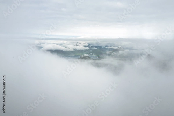 Obraz A misty mountain peak. 