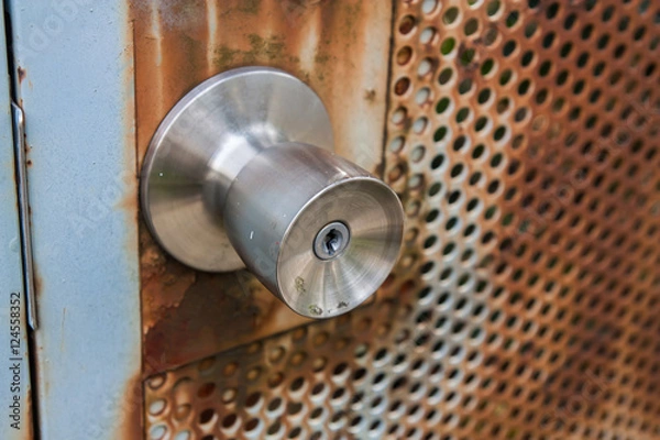 Obraz Peeled doorknob of rust and paint