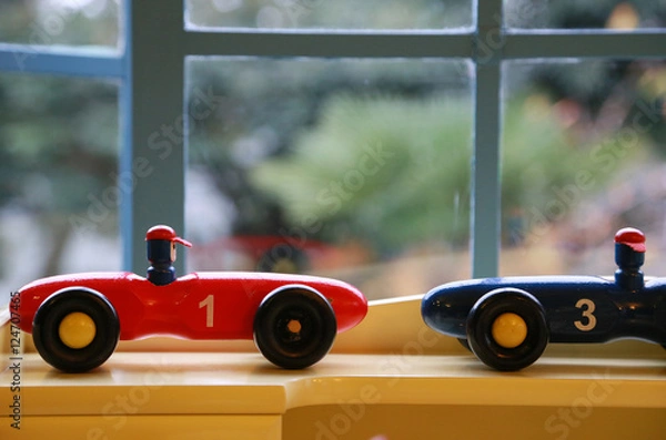 Fototapeta Race car of the toy of the window