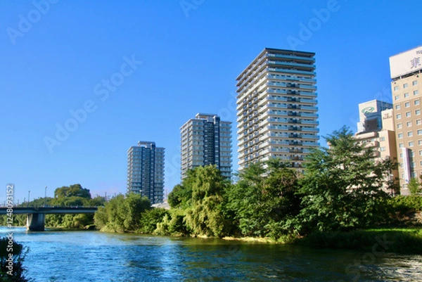 Fototapeta 北上川・ビル（岩手県・盛岡市）
