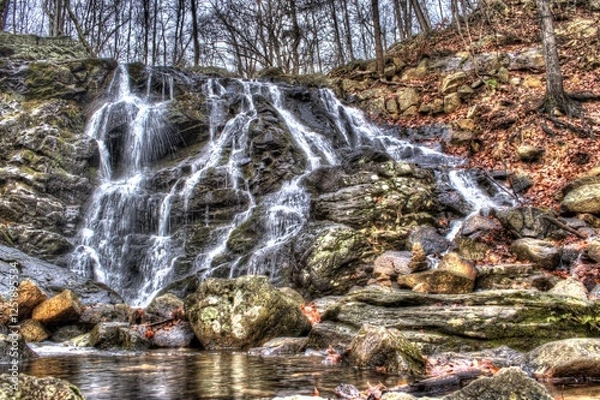 Obraz Ramapo Valley County Reservation Waterfall in Fall. Mahwah, New Jersey