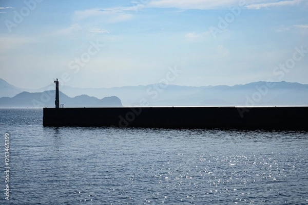 Obraz 防波堤のある風景