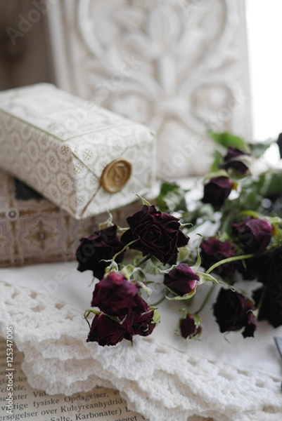 Obraz ドライレッドローズ　フラワーアレンジメント