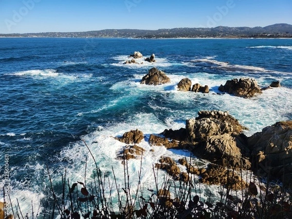 Obraz waves crashing on rocks