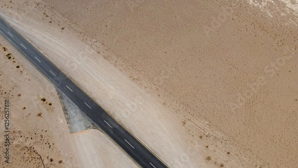 Obraz empty tar road in desert